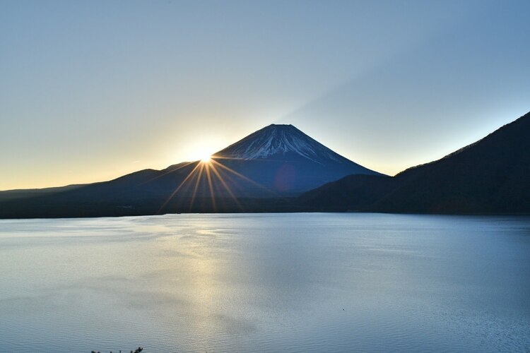 Hideaki Mさん 山梨県本栖湖の発見レポ