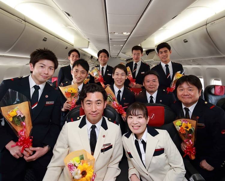 赤い飛行機さん 飛行機好きな 空美ちゃん