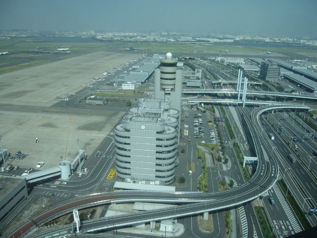 Pideraさん 羽田空港管制塔の発見レポ