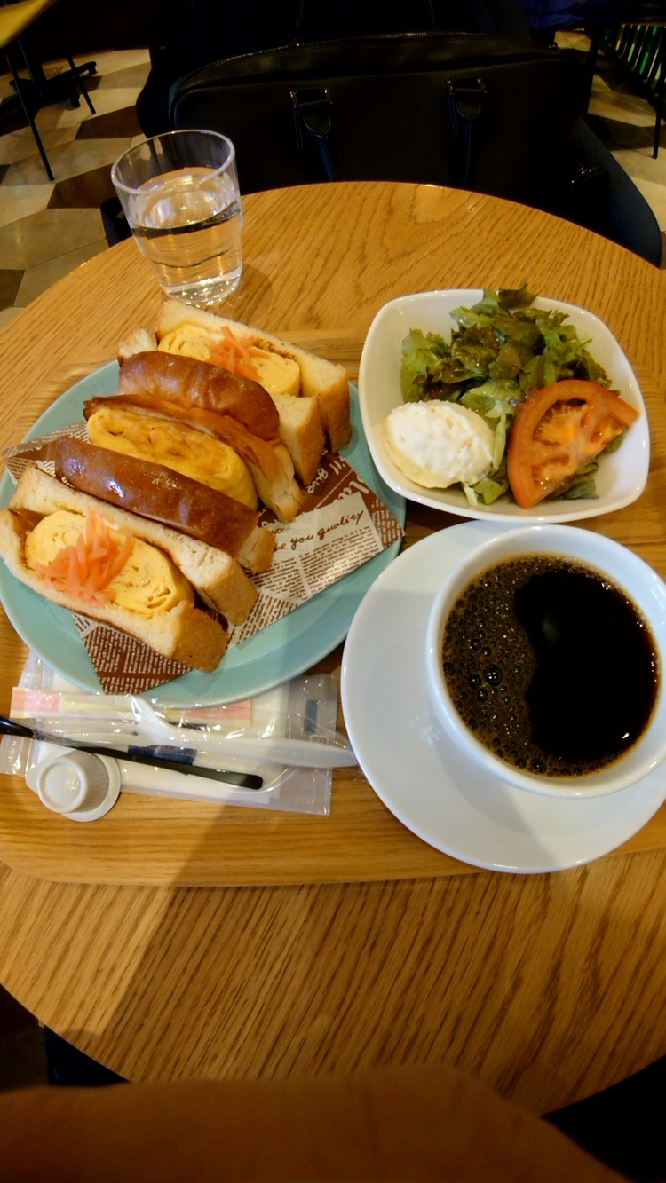 あせあん侍さん 今日のランチ 京都志津屋