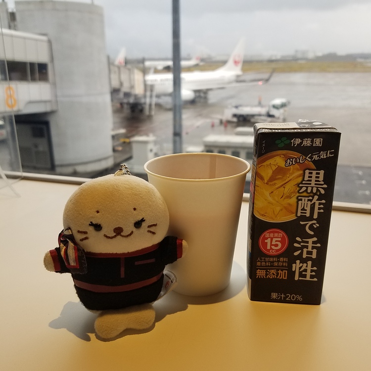 Inf さん 羽田空港パワーラウンジ